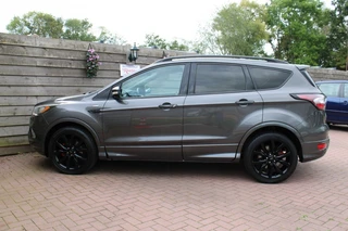 Ford Kuga – thumbnail 1
