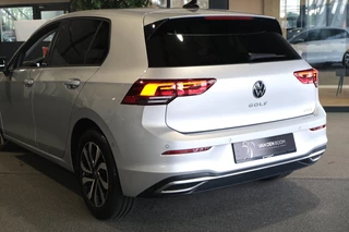 Volkswagen Golf – thumbnail 7