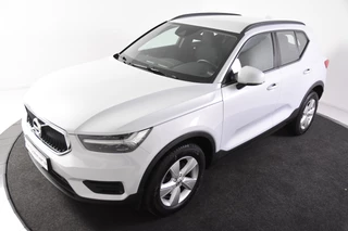 Volvo XC40 – thumbnail 2