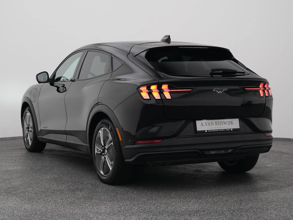 Ford Mustang Mach-E – foto 4