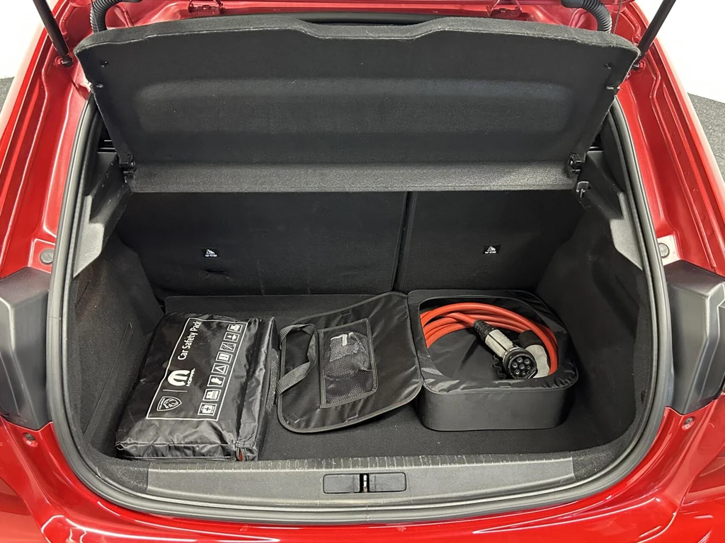 Peugeot e-208 – foto 36