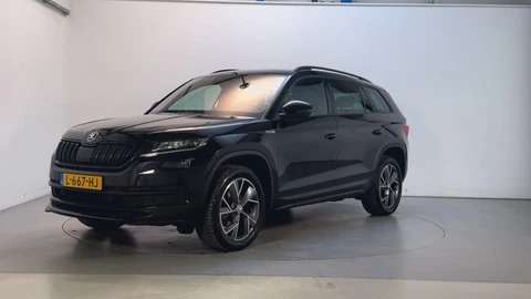 Skoda Kodiaq 1.5 TSI 150pk Sportline Business Trekhaak Stoelverwarming Navigatie App-Connect DAB+