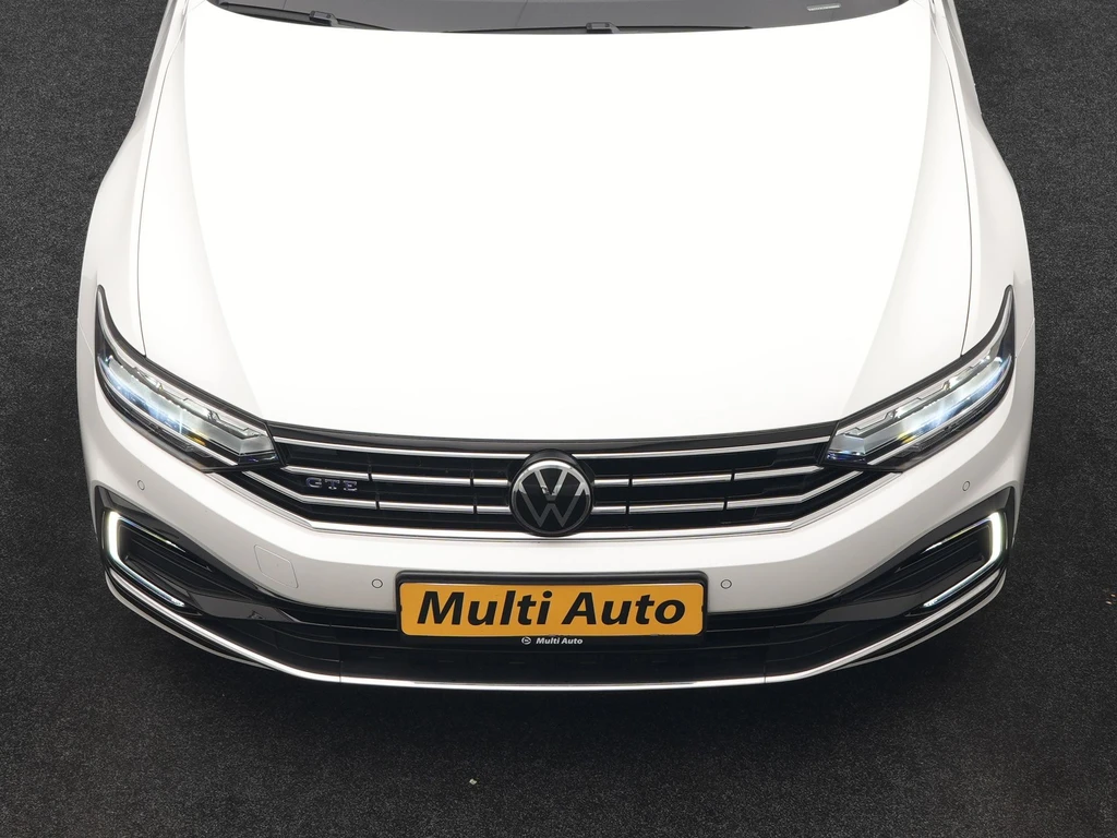Volkswagen Passat – foto 11