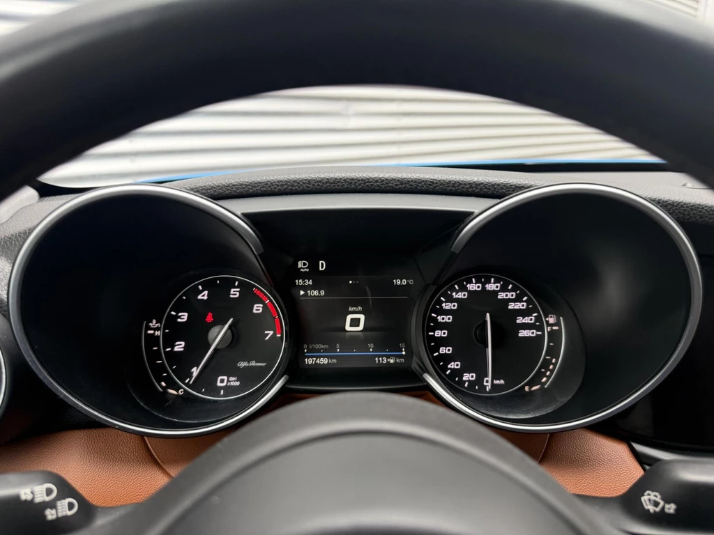 Alfa Romeo Giulia – foto 30