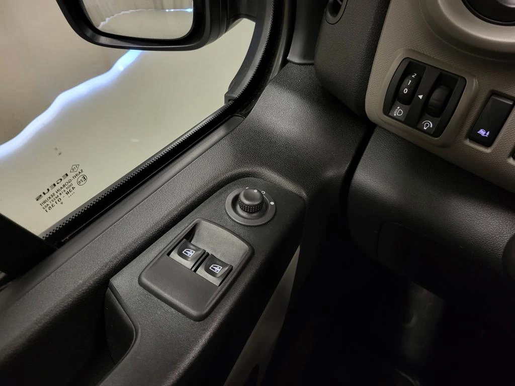 Renault Trafic – foto 15