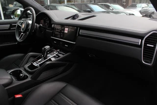 Porsche Cayenne – thumbnail 16