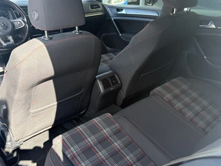 Volkswagen Golf – thumbnail 15