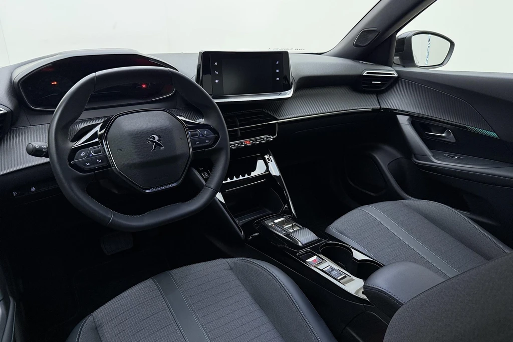 Peugeot e-2008 – foto 15