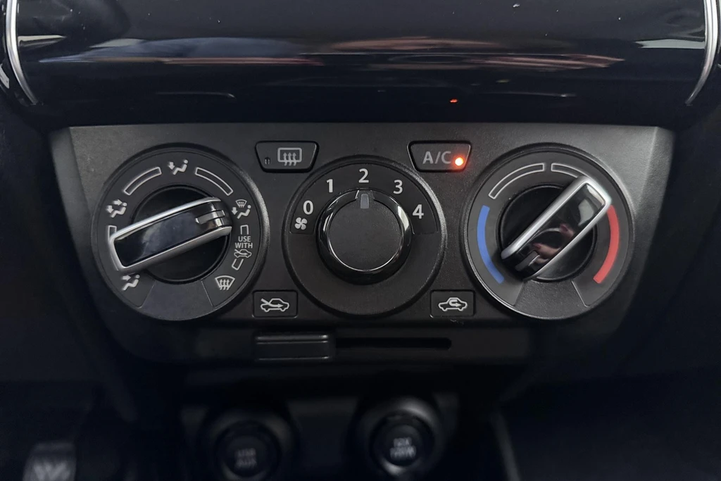 Suzuki Swift – foto 22