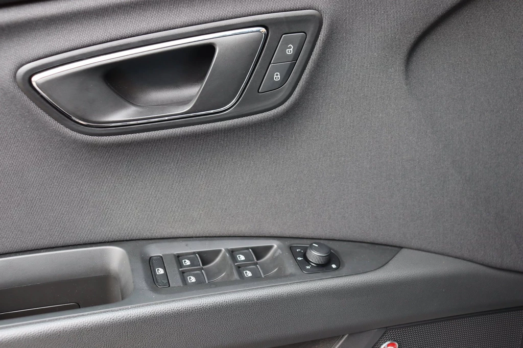 SEAT Leon – foto 29