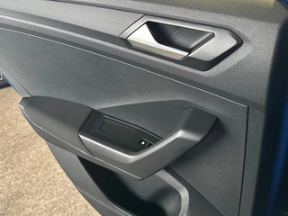 Volkswagen T-Roc – thumbnail 46