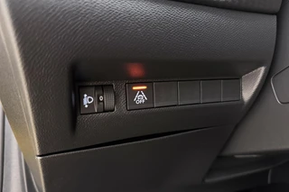 Peugeot 208 – thumbnail 32