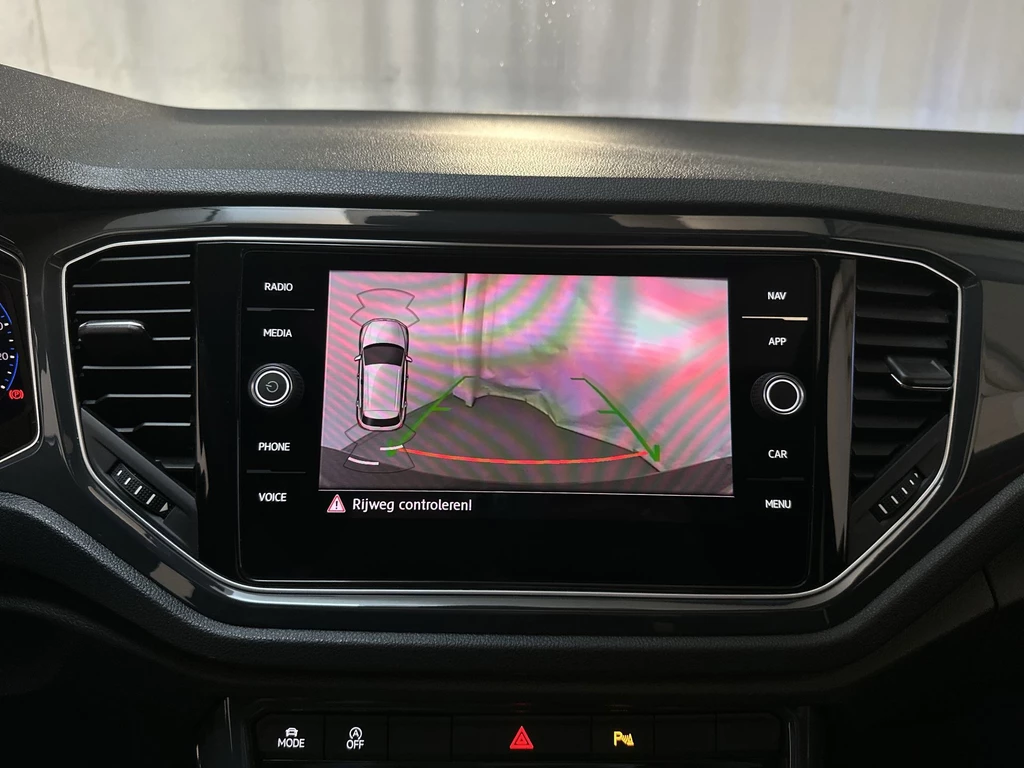 Volkswagen T-Roc – foto 14