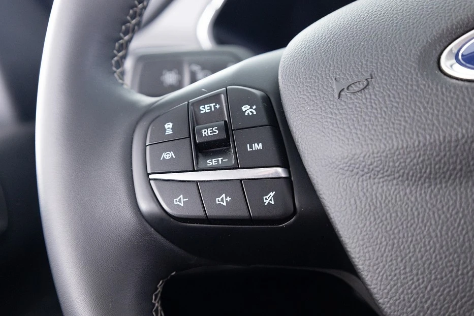 Ford Kuga – foto 29