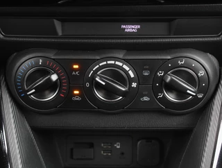 Mazda 2 – thumbnail 17
