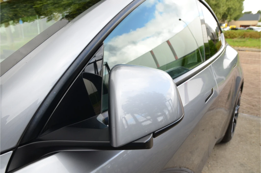 Tesla Model Y – foto 30