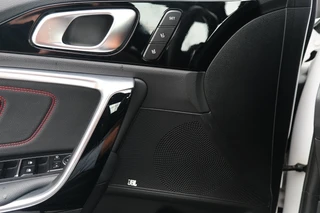 Kia ProCeed – thumbnail 16