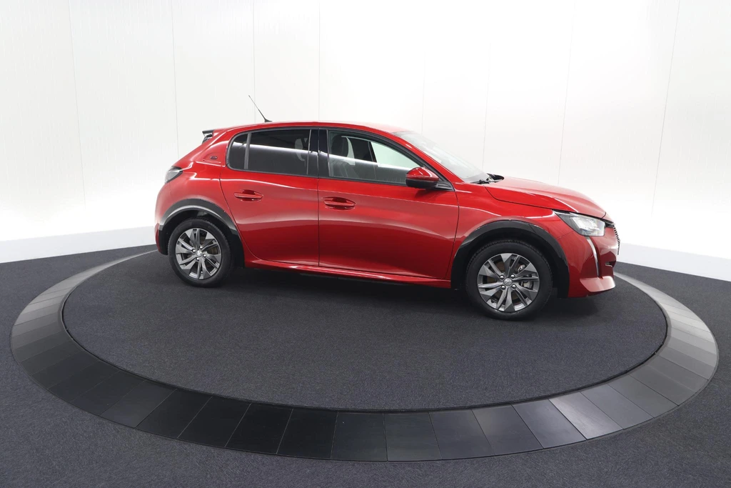 Peugeot e-208 – foto 10