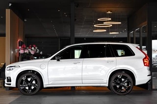 Volvo XC90 – thumbnail 2