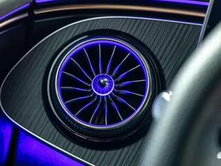 Mercedes-Benz EQE – thumbnail 15