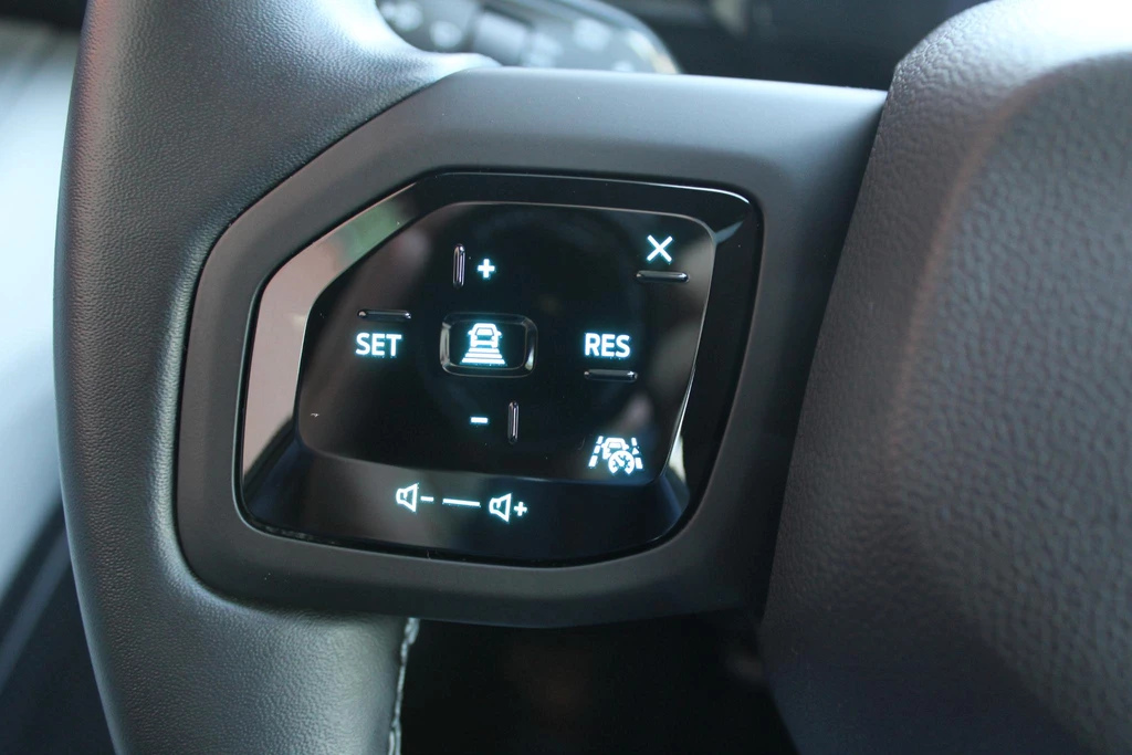 Ford Explorer – foto 13
