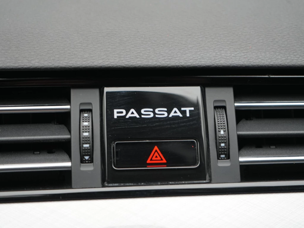 Volkswagen Passat – foto 21