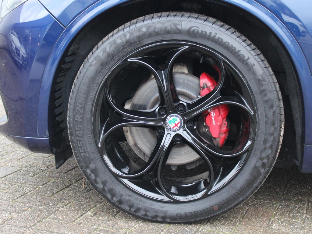 Alfa Romeo Stelvio – foto 14