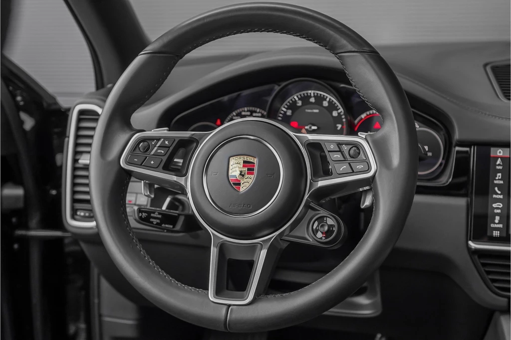 Porsche Cayenne – foto 23