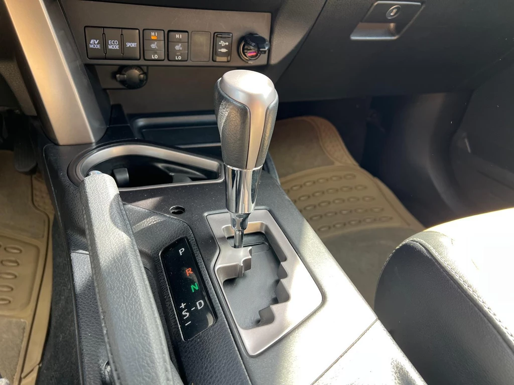 Toyota RAV4 – foto 14