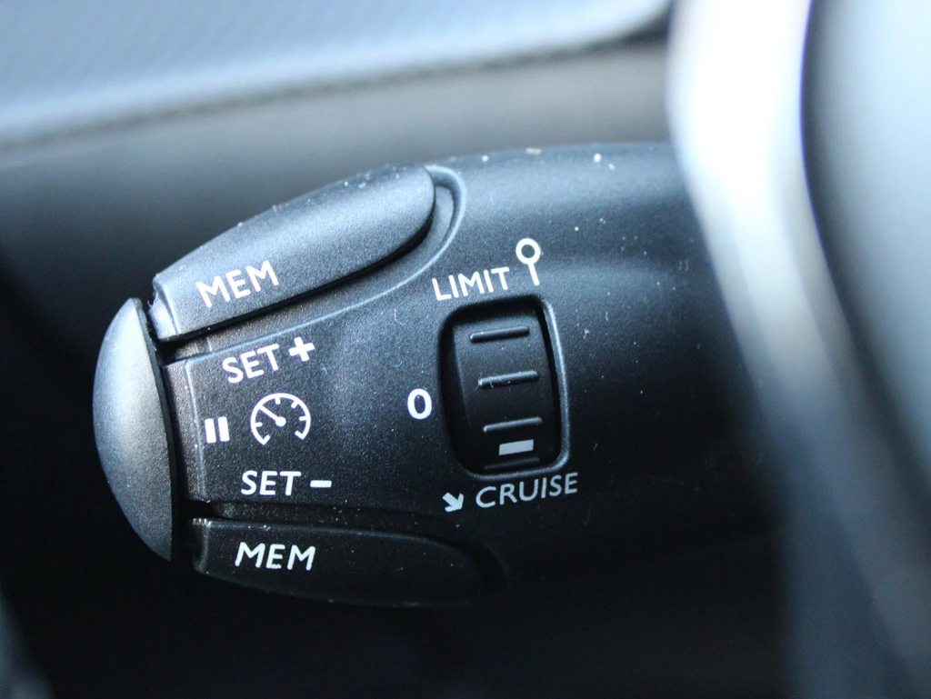 Peugeot 208 – foto 21