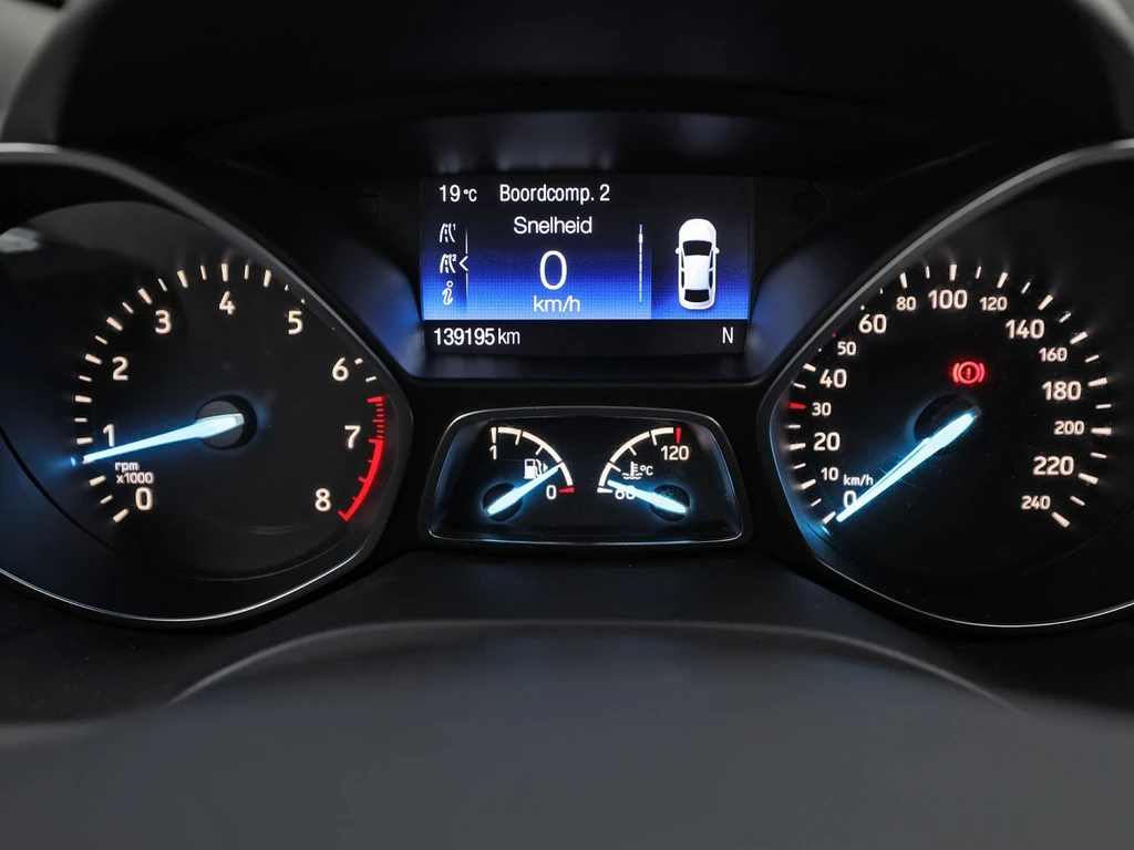 Ford Kuga – foto 25