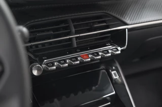 Peugeot 208 – thumbnail 51