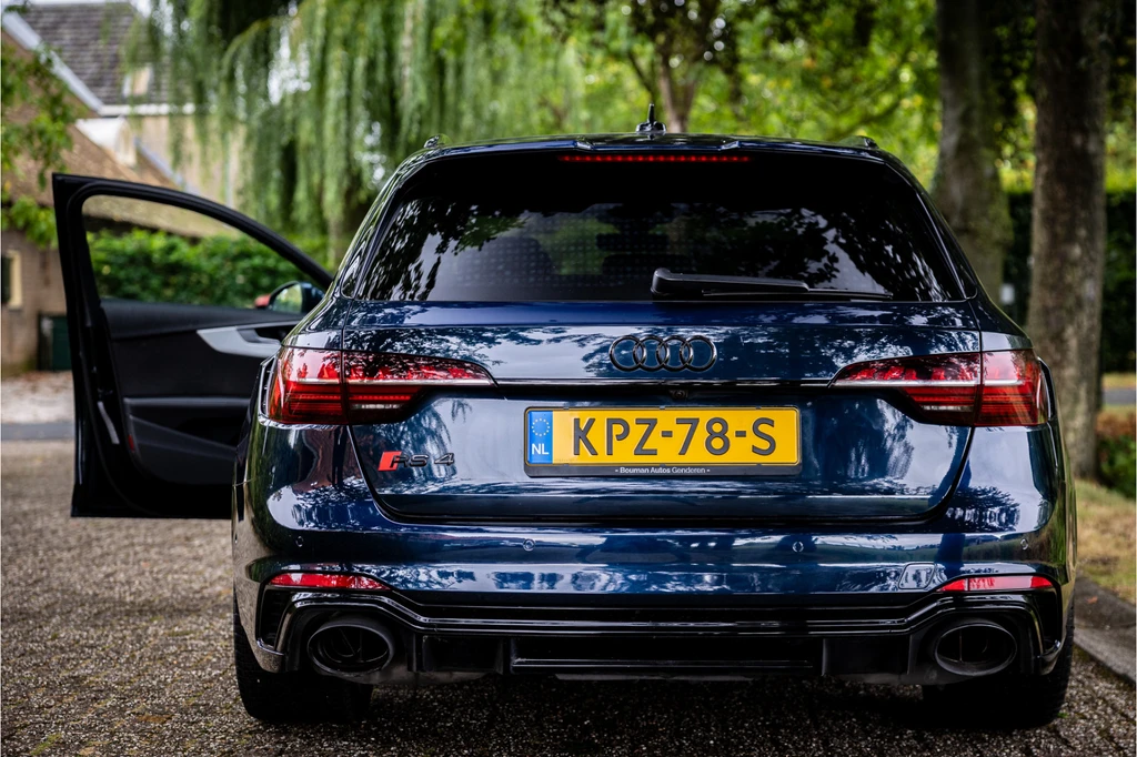 Audi RS4 – foto 6