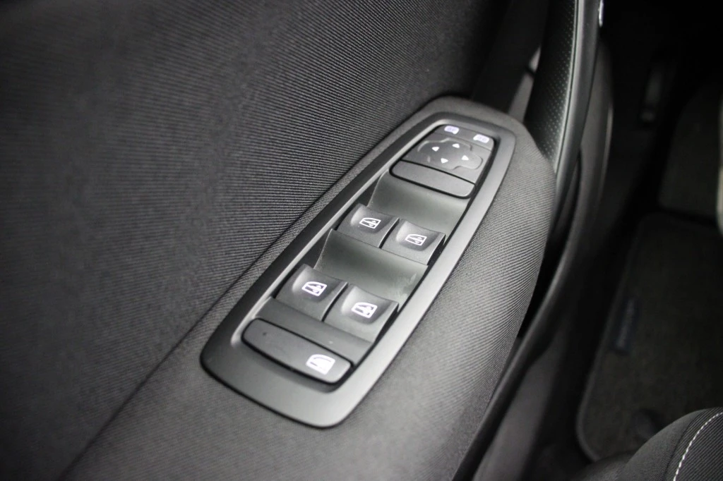 Renault Megane E-Tech – foto 30
