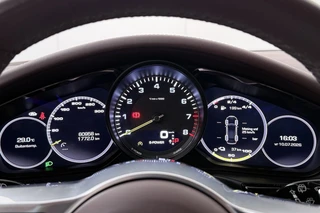 Porsche Panamera – thumbnail 22