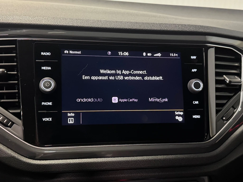Volkswagen T-Roc – foto 18