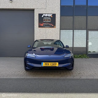 Tesla Model 3 – thumbnail 8