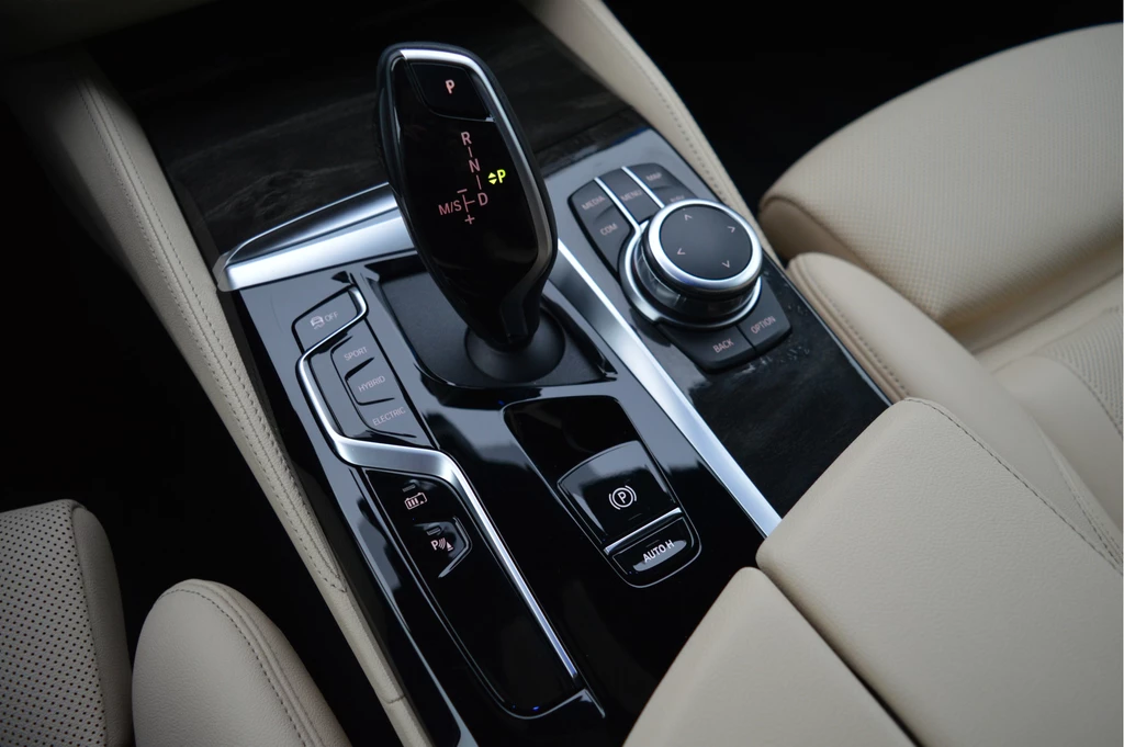 BMW 5 Serie – foto 16