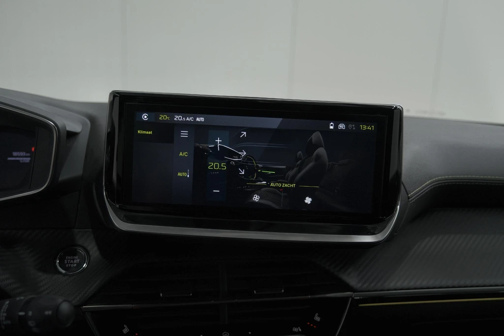 Peugeot 208 – foto 37