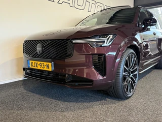 Volvo XC90 – thumbnail 2