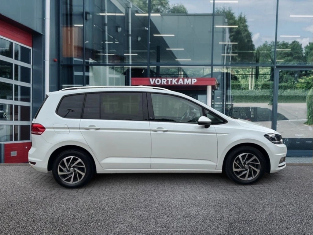 Volkswagen Touran – foto 6