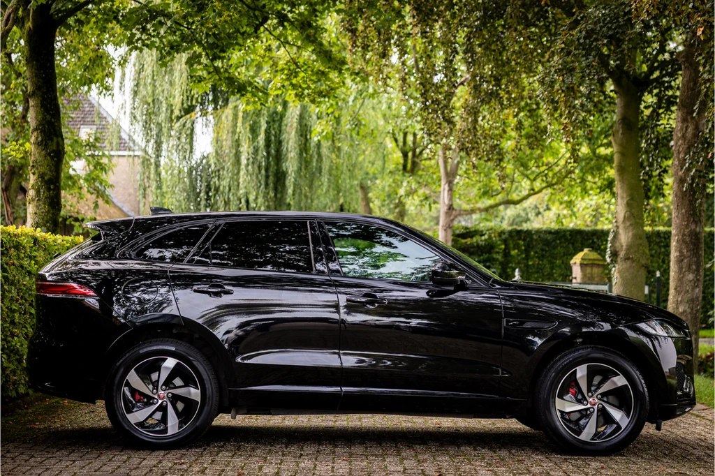 Jaguar F-PACE – foto 8