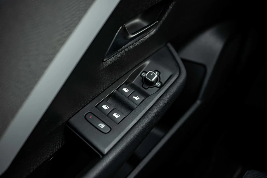 Opel Astra – foto 25