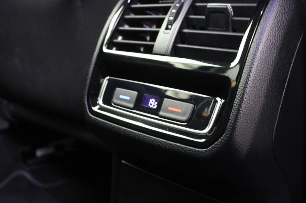 Volkswagen Passat – foto 35
