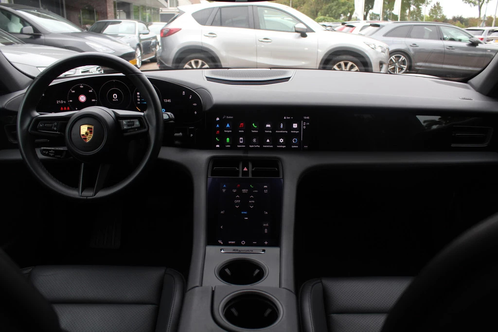 Porsche Taycan – foto 10