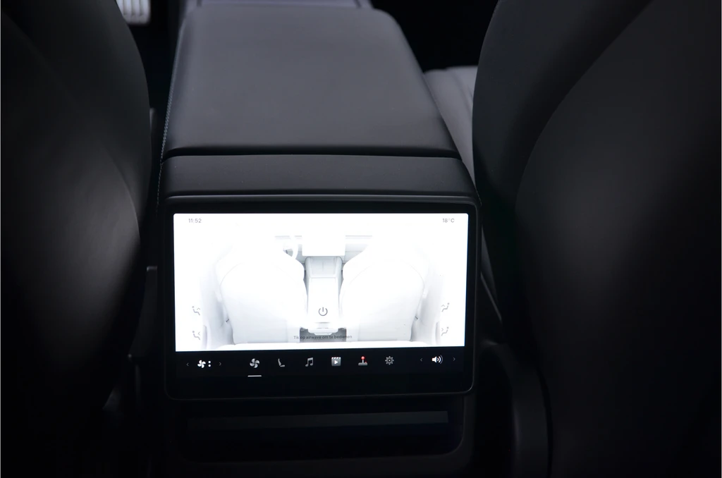 Tesla Model 3 – foto 14