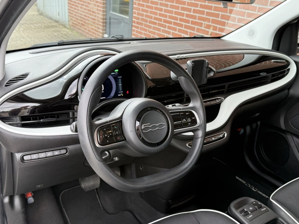 Fiat 500e – foto 9