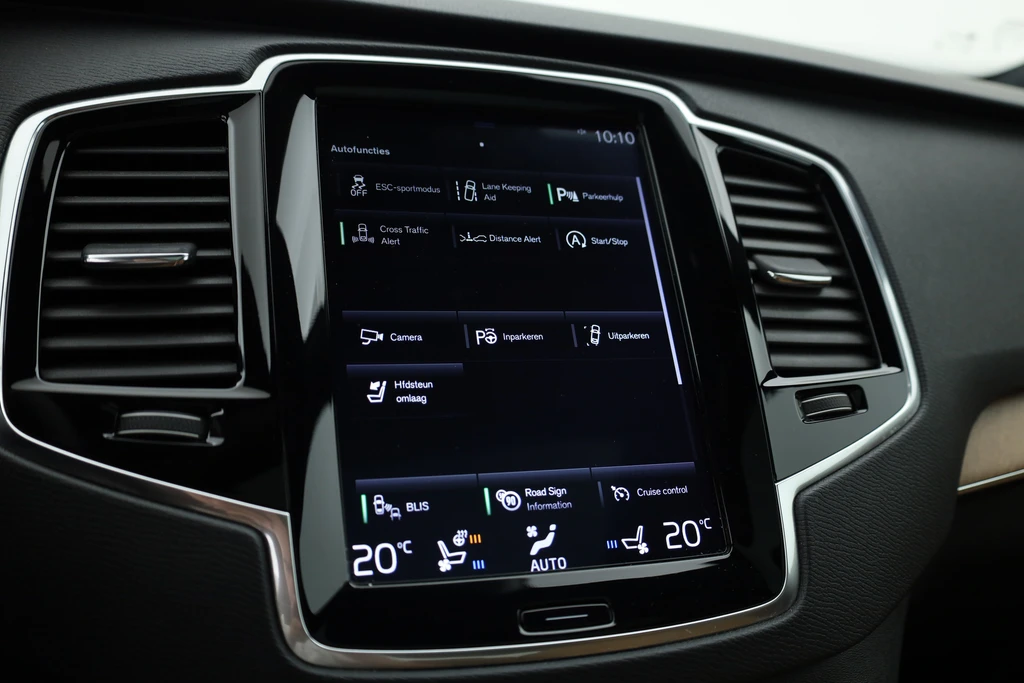 Volvo XC90 – foto 24