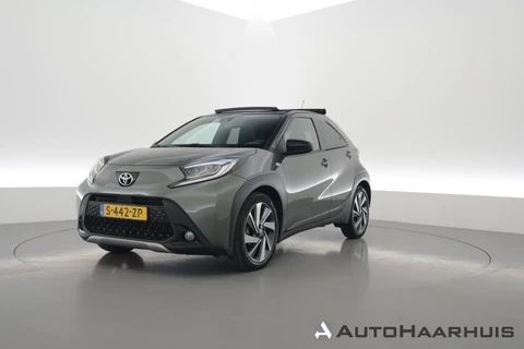 Toyota Aygo X 1.0 VVT-i MT Envy | Rijklaar! | Orig. NL | Soft Top | JBL Audio | NAV+App.Connect | Camera | Adapt. Cruise | 18'' | LaneAssist | Climate V