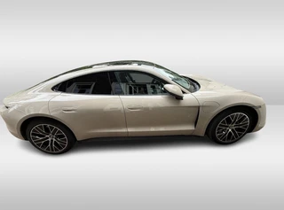 Porsche Taycan – thumbnail 3